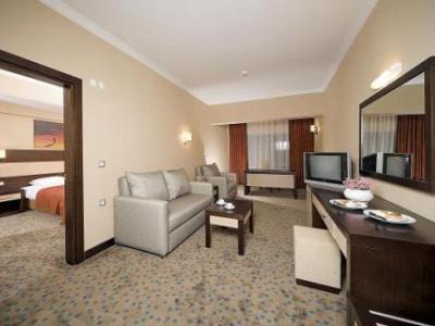 Hotel Mom İzmir